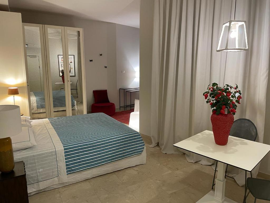 Resort Cala La Luna Favignana Exteriör bild