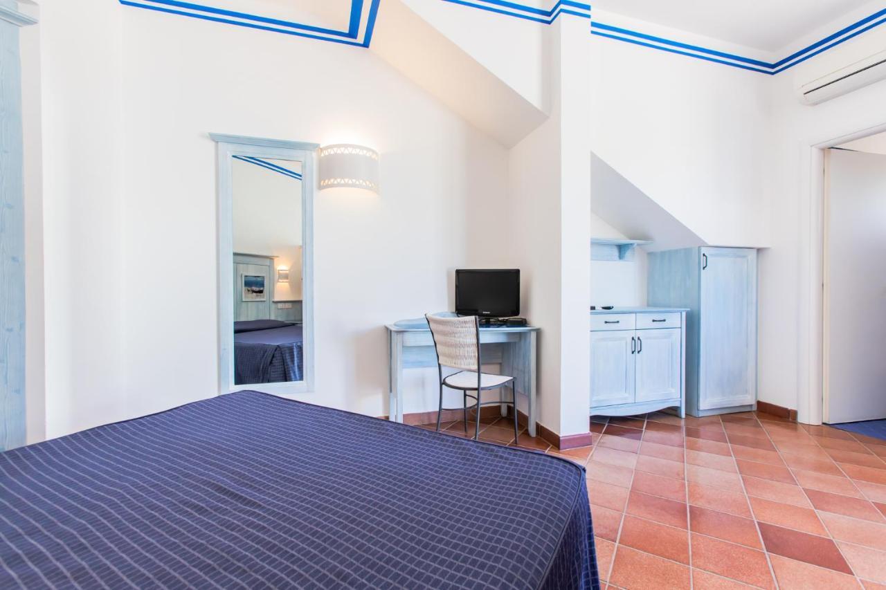 Resort Cala La Luna Favignana Exteriör bild